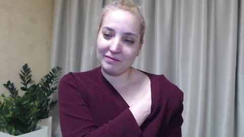 Mari online show from 02-06-25, 06:13