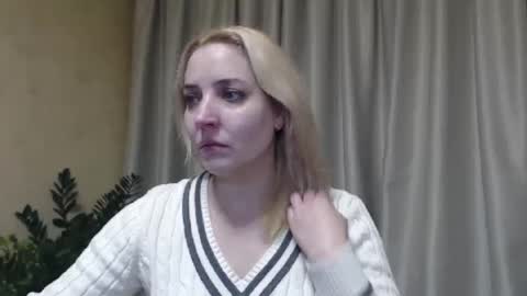 Mari online show from 02-08-25, 11:33