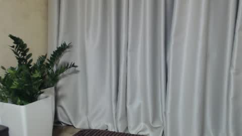 Mari online show from 03-01-25, 04:22