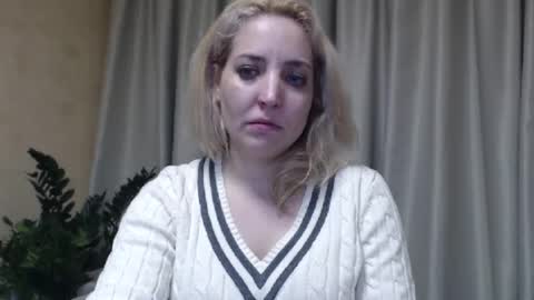 Mari online show from 03-07-25, 06:22