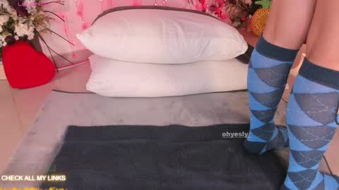 ohyesly_ online show from 02-25-26, 10:14