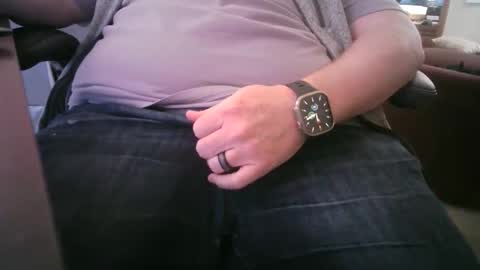 Snapshot of okiehard1 chatting on 12-15-25, 06:12 okiehard1 online show from 12-15-25, 06:12