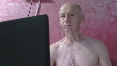 oldbuthorny62 online show from 04-16-26, 12:22