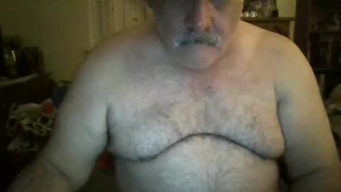 Snapshot of oldcockforyngladies chatting on 02-02-25, 11:08 oldcockforyngladies online show from 02-02-25, 11:08