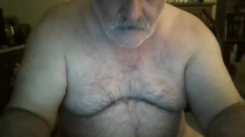 Snapshot of oldcockforyngladies chatting on 02-06-25, 02:55 oldcockforyngladies online show from 02-06-25, 02:55