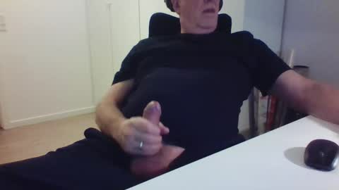 Snapshot of oldth chatting on 01-16-25, 09:08 oldth online show from 01-16-25, 09:08