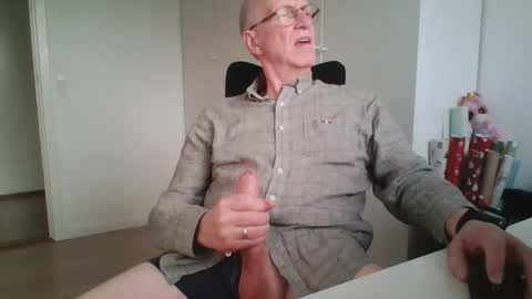 Snapshot of oldth chatting on 03-04-26, 07:14 oldth online show from 03-04-26, 07:14