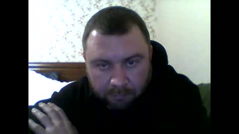 Snapshot of olegvvvvv chatting on 01-04-25, 04:00 olegvvvvv online show from 01-04-25, 04:00