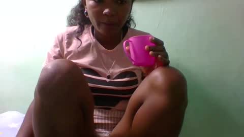 Snapshot of olgamariah203875 chatting on 03-12-25, 07:35 olgamariah203875 online show from 03-12-25, 07:35