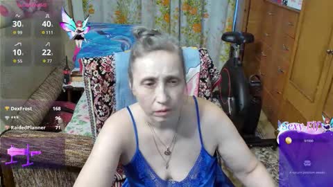 Snapshot of olguscha chatting on 02-08-26, 12:52 Olguscha online show from 02-08-26, 12:52