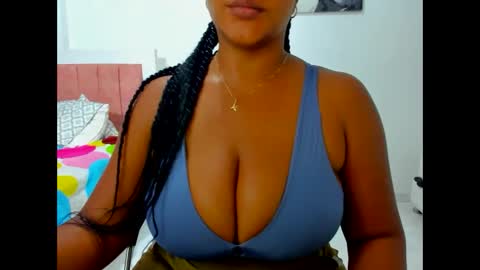 Snapshot of olivahot30 chatting on 02-11-25, 12:38 olivahot30 online show from 02-11-25, 12:38