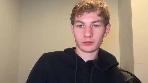 Snapshot of oliver_beck chatting on 12-27-24, 02:25 Oliver Beck online show from 12-27-24, 02:25