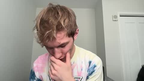 Snapshot of oliver_beck chatting on 02-26-25, 07:27 Oliver Beck online show from 02-26-25, 07:27