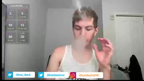 Snapshot of oliver_beck chatting on 09-08-25, 07:24 Oliver Beck online show from 09-08-25, 07:24