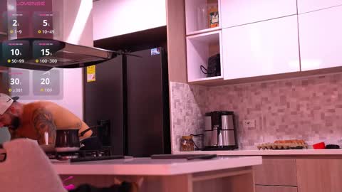 oliver_colt__ online show from 09-11-25, 12:22