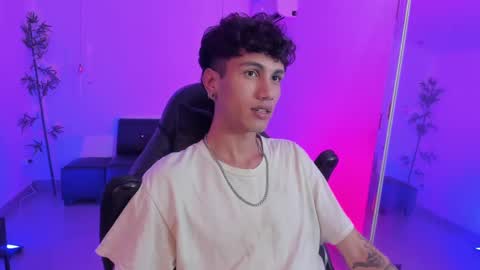 Oliver fast online show from 12-05-24, 06:32