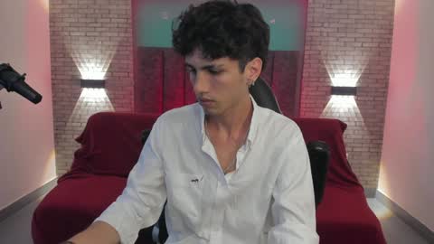 Oliver fast online show from 12-17-24, 02:00