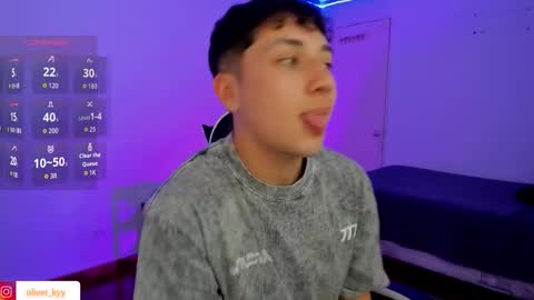 Snapshot of oliver_kyy chatting on 11-08-25, 06:29 oliveeer online show from 11-08-25, 06:29