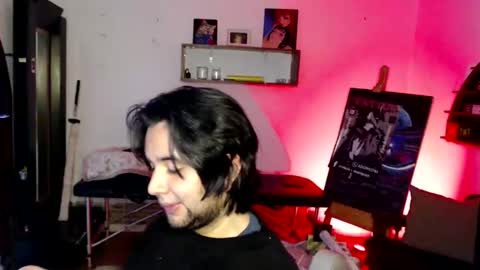 oliver_laid_2023 online show from 10-25-25, 03:03