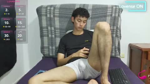 Snapshot of oliver_rayman chatting on 11-29-25, 10:35 Oliver Rayman online show from 11-29-25, 10:35