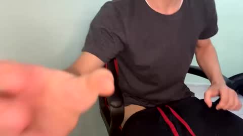 Oliver online show from 12-28-24, 02:21