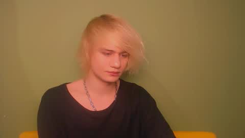 Oliver online show from 12-24-24, 01:16