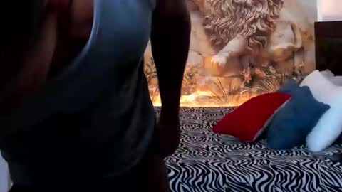 oliver_tommy online show from 09-28-25, 01:27