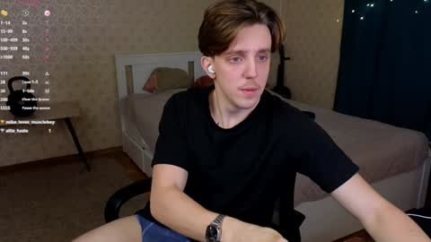 Snapshot of oliver_travis chatting on 12-19-24, 03:07 Oliver Evans online show from 12-19-24, 03:07