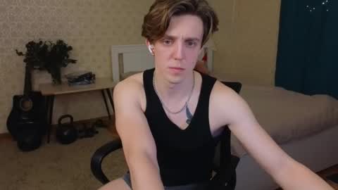 Snapshot of oliver_travis chatting on 02-18-25, 12:15 Oliver Evans online show from 02-18-25, 12:15