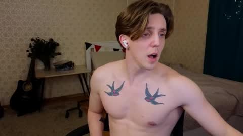 Snapshot of oliver_travis chatting on 03-01-25, 12:28 Oliver Evans online show from 03-01-25, 12:28