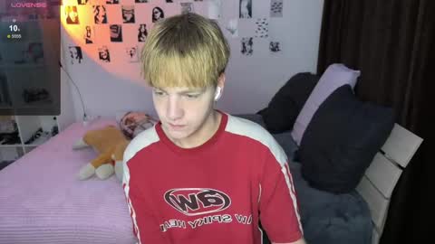 oliver online show from 09-17-25, 03:30