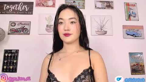 Snapshot of olivia22love chatting on 11-03-25, 03:57 ..................................... 500 am- 1200 pm GMT-5 online show from 11-03-25, 03:57