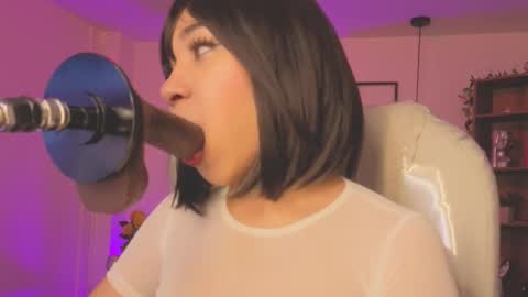 Olivia online show from 09-20-25, 03:40