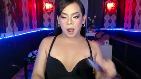 OLIVIA online show from 10-13-25, 08:36