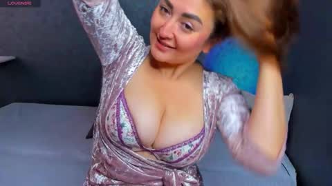 Olli online show from 09-10-25, 04:23