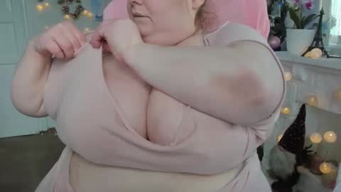 Olivia Gold online show from 02-16-25, 09:26