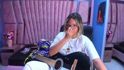  OLIVIA  online show from 01-17-25, 03:12