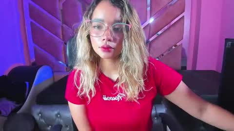  OLIVIA  online show from 02-20-25, 03:45