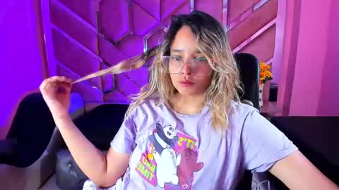  OLIVIA  online show from 03-11-25, 03:37