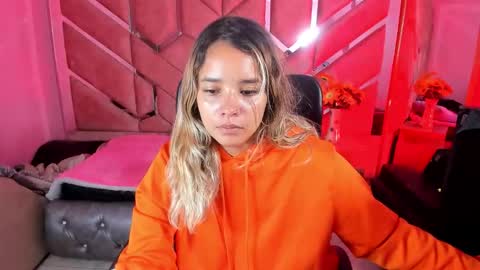  OLIVIA  online show from 09-29-25, 04:28