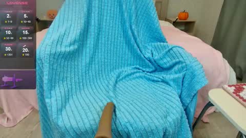 Olivia Hi guys Follow me  online show from 11-04-25, 06:12