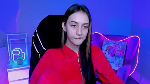 olivia_norton_ online show from 10-15-25, 02:39