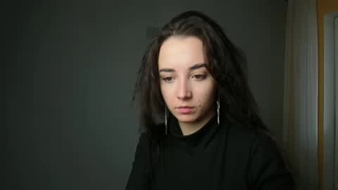 Olivia online show from 02-11-25, 12:37