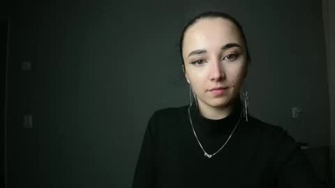 Olivia online show from 03-12-25, 06:00