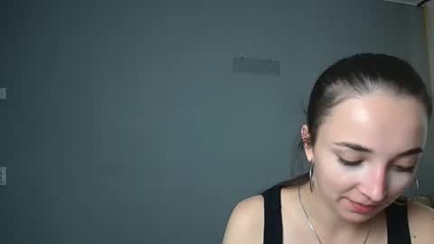 Olivia online show from 09-13-25, 09:31