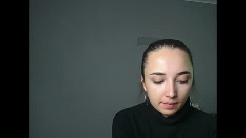 Olivia online show from 09-26-25, 09:57