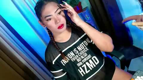 Miss OLIVIA online show from 09-20-25, 08:15