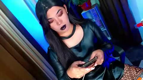 Miss OLIVIA online show from 09-27-25, 06:02