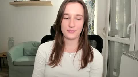 Oliwiaa2004 online show from 12-26-24, 04:36