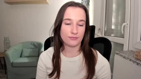 Oliwiaa2004 online show from 02-13-25, 12:24